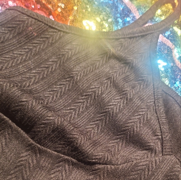 Black flowy Spagetti Strap Top Size L NWOT - Picture 5 of 5